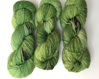 Lantern. 4ply 100g Hand Dyed Kettle Dyed 80 percent Merino 20 percent Nylon.