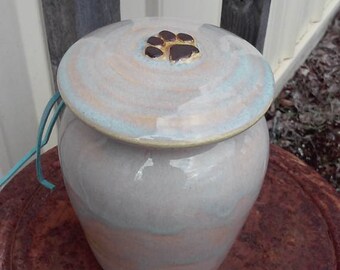 Pet Cremation Urn Cat Urn Small Dog Urn up to 25 lbs