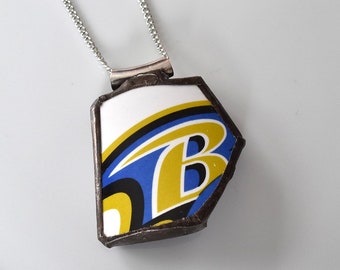 Broken Plate Pendant on Chain - Ravens - Recycled China