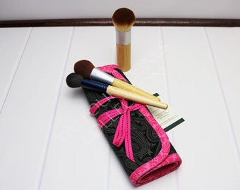 Makeup Brush Roll - Cosmetic Brush Roll - Paisley Fabric - Brush Organizer - Makeup Brush Case - Travel Brush Holder - Travel Accessory