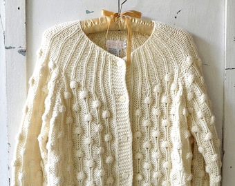 vintage Sakowitz cream/off white knitted wool cardigan shabby chic buttoned cardigan sweater