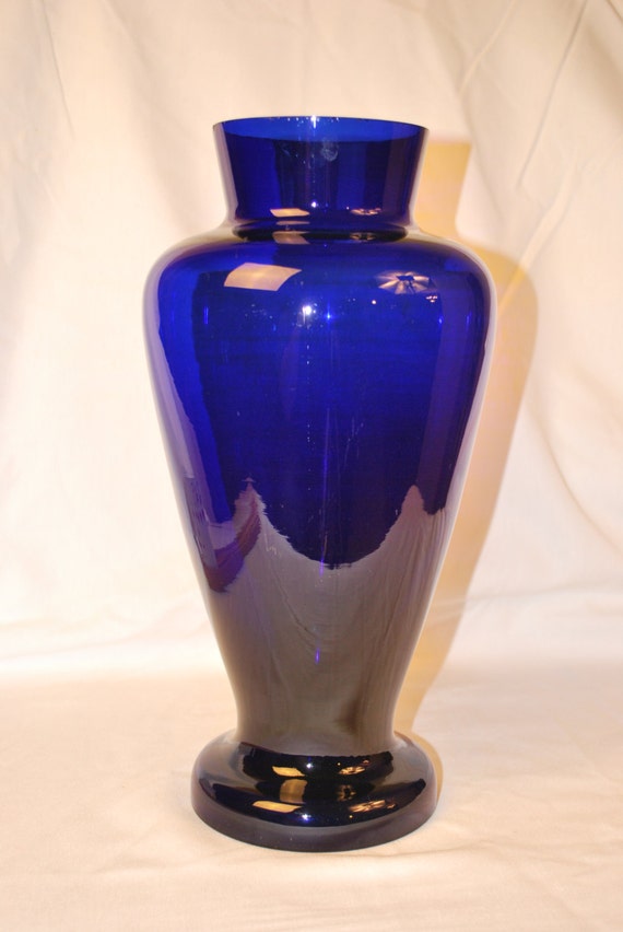 Items similar to Beautiful Cobalt Blue Tall Vase on Etsy