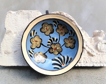 Vintage plate Decorative plate wall hanging Collectible plate Gift anniversary Hand painted art decor Farmhouse gift Rustic wall decor