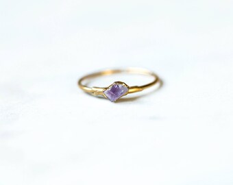 Dainty Raw Amethyst Ring, Gold Ring, Amethyst Stack Ring, Gemstone Ring, Engagement Ring, Raw Crystal Ring, February Birthstone Ring, Boho