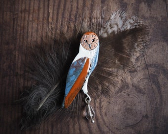 Barn owl brooch, nature inspired enameled bird brooch, enamelled copper pin, gift for good luck, gift for her, cute bird pin