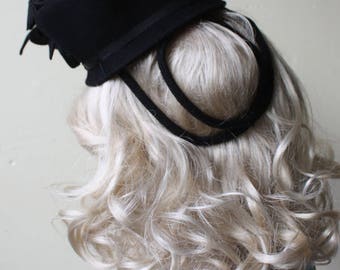 Vintage 40s Black Wool Sculpted Floral Tilt Hat