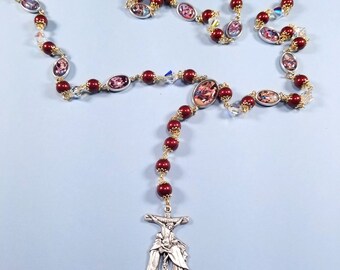 Stations of the Cross chaplet with beautiful crucifix and made with genuine Swarovski beads in a gold finish. Just in time for Lent.