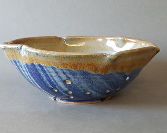 Scalloped Large Berry Bowl Collander Strainer in Blue Tan Orange Bronze Speckle