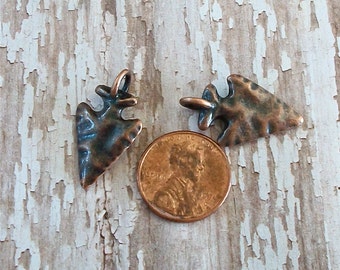 ARROWHEAD Small Antiqued Copper Pewter Charms Jewelry Supplies (Two Pieces)