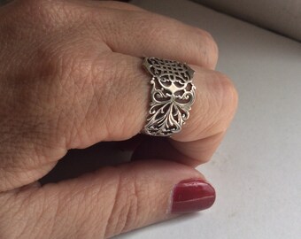 Thumb ring, unique ring for her, Silver Band, wide filigree band, boho ring, oxidized silver band, simple band, gypsy ring - Vertigo R2215