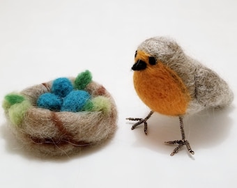 Needle Felted Robin with Nest and Eggs