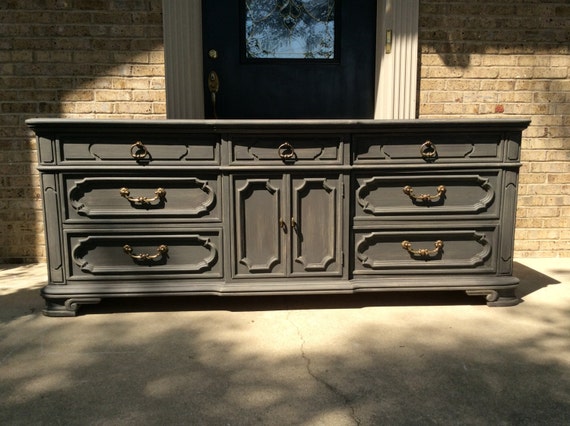 FREE SHIPPING Classic Vintage Thomasville Triple 9 Drawer - FREE SHIPPING Classic Vintage Thomasville Triple 9 Drawer