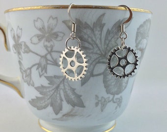 Gear Wheel Earrings - Gear Cog Charm Earrings - Steampunk Gear Wheel Earrings - Mechanical Jewelry