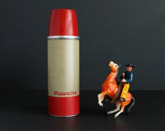 Vintage Thermos Hiawatha Brand Medium Size Red and Tan