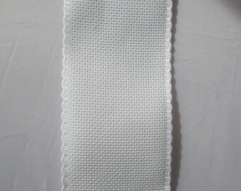 band of 7.5 cm tall, white aida canvas