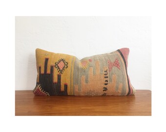 Vintage Kilim Lumbar Pillow / 12x24