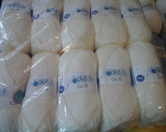 10 BALLS OF YARN