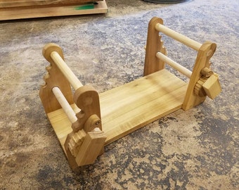 Poplar tablet loom great for beginners!