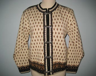 Norway CARDIGAN SWEATER by SKJAEVELAND Vintage Norwegian Fair Isle Ivory Black Gold Print Pattern Scandinavian