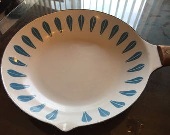 MCM Catherineholm Blue Lotus on White Enamelware Frying Pan or Skillet