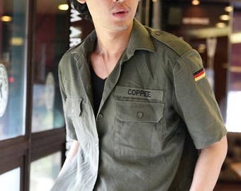 Vintage 1980s German army short sleeve olive military shirt khaki jacket Bundeswehr