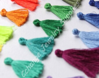 50pcs Mini Tassels, 2,5cm Cotton Tassels, Tiny Short Tassels, Handmade Tassels, Bookmark Tassels, Colourful Mini Tassels, Mini Cotton Tassel