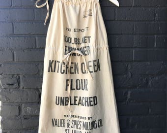 VINTAGE 1940s/50s Feedsack Flour Sack Stretch Dress Adorable
