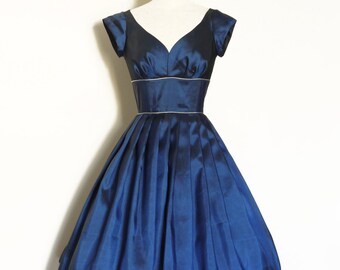 Midnight Blue Taffeta Sweetheart Prom Dress with Silver Piping - Made by Dig For Victory