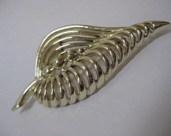 Leaf Gold Modern Brooch Vintage Pin