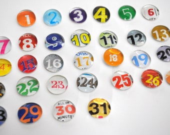 SMALL- 31 number magnet or push pin set - made from recycled magazines, 2018 perpetual calendar, teacher, organize, back to school