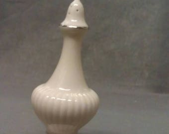 Lenox China Powder Shaker