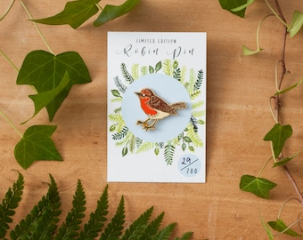Robin Bird Enamel Pin | Pin Badge | Hard Enamel Pin | Gold Enamel Pin | Lapel Pin | Bird Pin | Wildlife Pin | British Nature | Christmas Pin