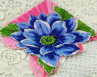 Stunning and Vintage Pink Floral Hankie #C-6
