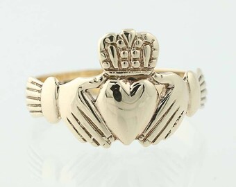 Irish Claddugh Ring - 9k Yellow Gold Friendship Wedding Size 7 3/4 G0915