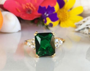 20% off-SALE! Emerald Ring - May Birthstone - Gold Ring - Gemstone Band - Statement Ring - Engagement Ring - Rectangle Ring - Cocktail Ring