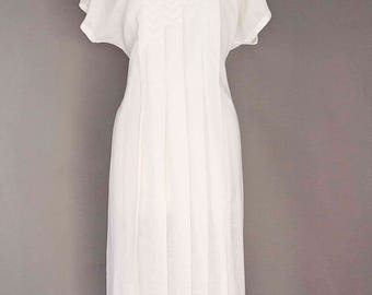 Classic and Amazing Vintage Linen Maxi Dress/Duster
