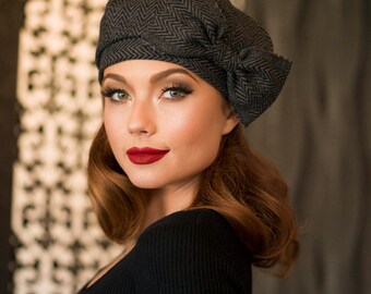 Beret Hat Bow, Grey & Black Chevron Striped Wool Beret, French Beret, Winter Hat, Pin Up Girl Hat, Vintage Look Beret Hat