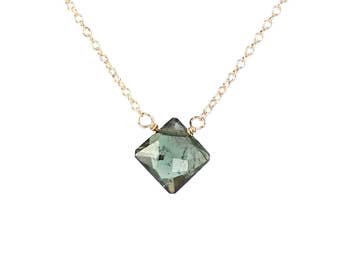 Tourmaline necklace //crystal necklace // green tourmaline necklace // pink tourmaline // gemstone necklace