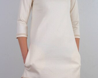 Short vanilla white dress with embroidery