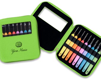 Yarn Mania - Light Up Crochet Hook Set - 9 Crochet Hooks (Sizes 2.5mm-6.5mm) w/ Organizer Case (Green)