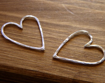 Wild Love Hearts in Sterling Silver - 1 Pair