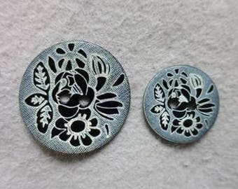 Black and white floral button