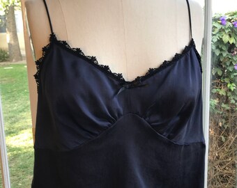 Sandwashed Silk Vintage Cropped Camisole #80 in Navy and black in size Small
