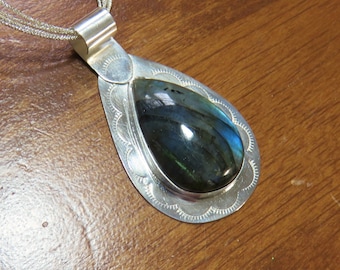 S-92 Labradorite Sterling Silver Pendant, Labradorite Necklace, Gemstone Necklace, Silversmith Necklace, Silversmith Pendant, 925 Pendant