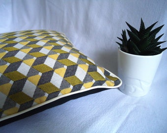 Graphic pillow cover 35 x 35 cm, cubes mustard yellow, black and ivory, black back, ivory piping trim