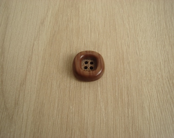 wood button veinnage Brown square shape