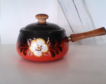 A melted vintage skillet.