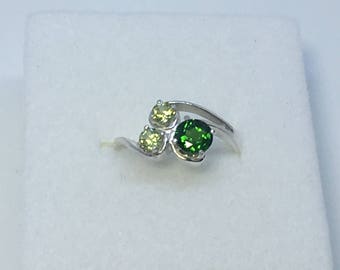 Chrome Diopside and Peridot Ring, .61 Carats, 5mm and 3mm Rounds, Sterling Silver, Size 5