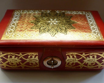 Vintage leather jewelry storage box
