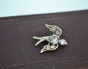 Bird Brooch, Gold Brooch, Gold Bird Brooch, Sparrow Brooch, Vintage Brooch, Crystal Brooch, Rhinestone Brooch